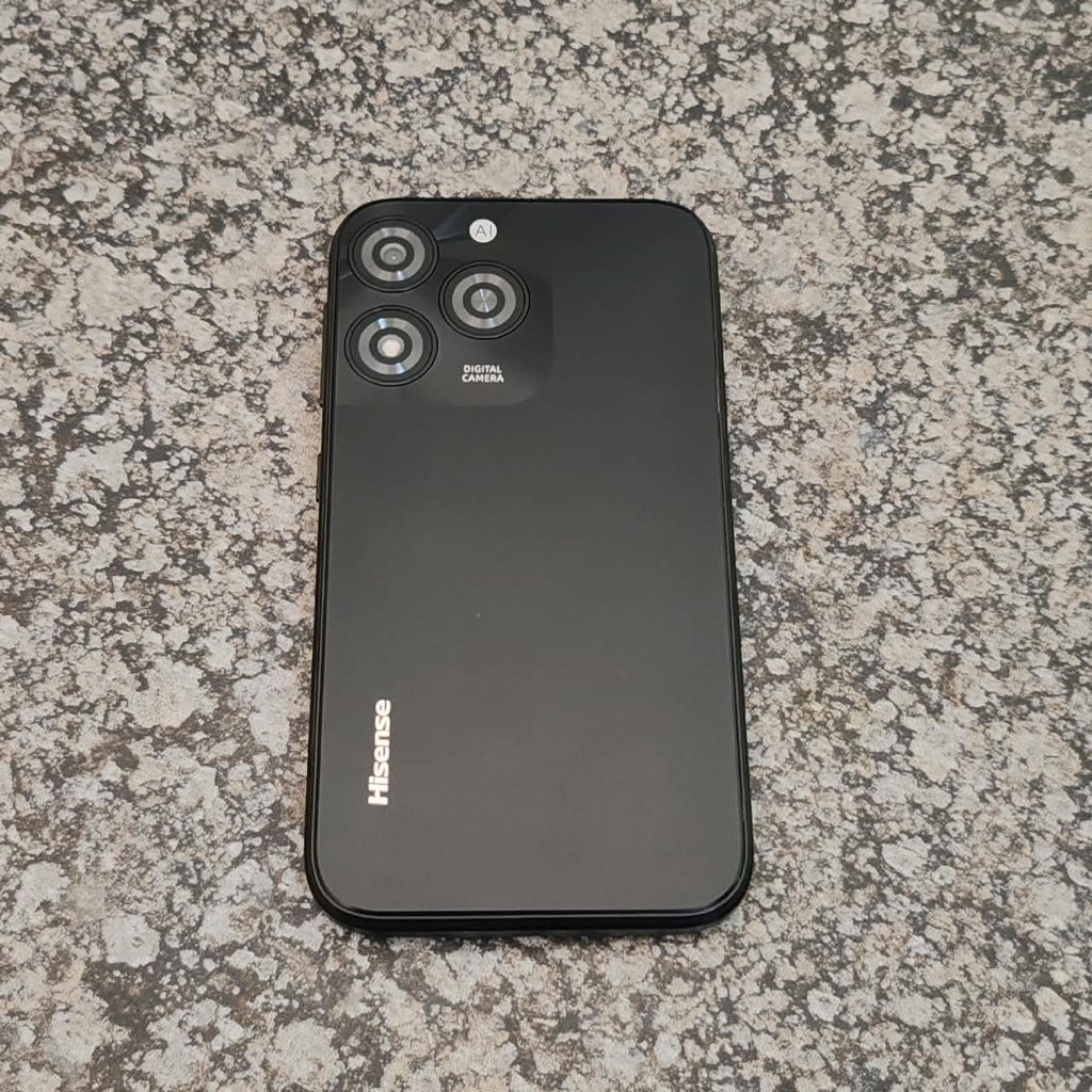 Hisense U43